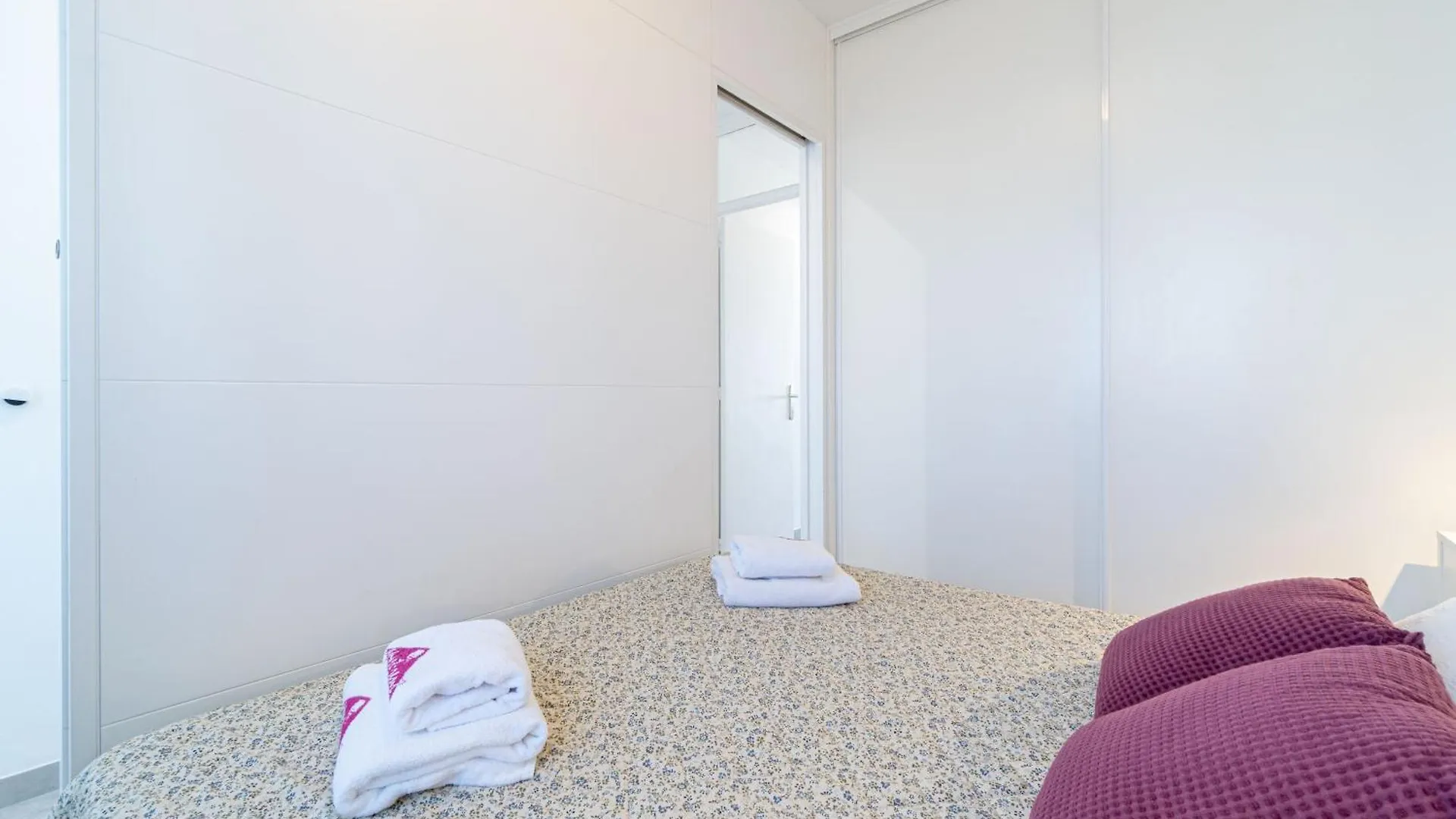 Apart-Rent Apartment Bahia 0022 Empuriabrava 0*,  Spain